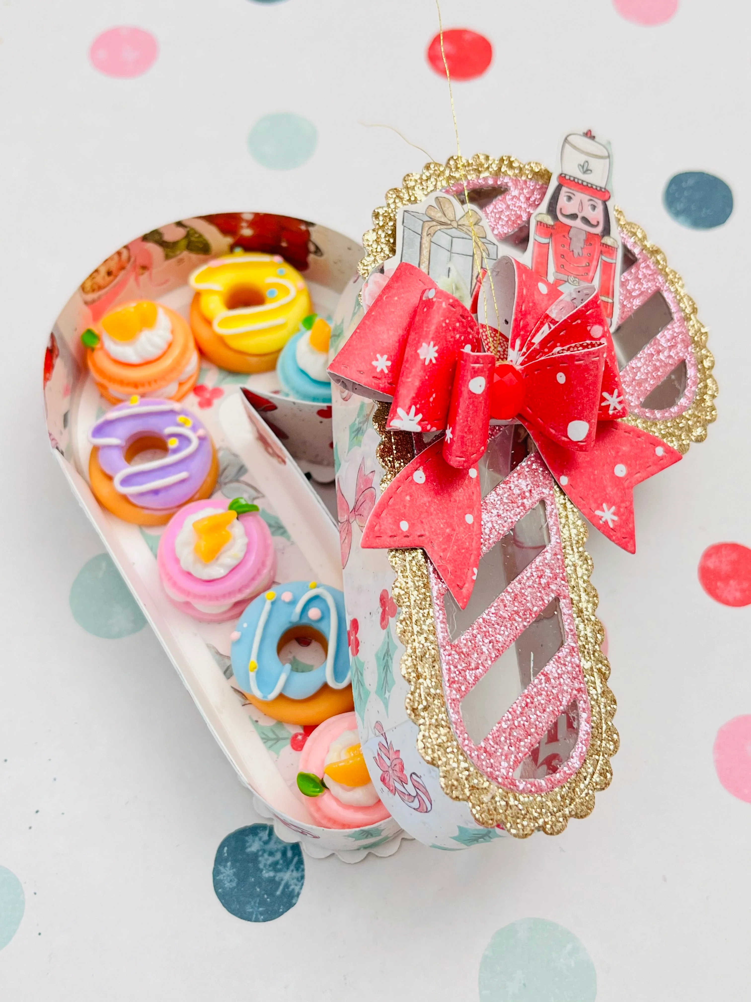Candy Cane Gift Box - Image 34