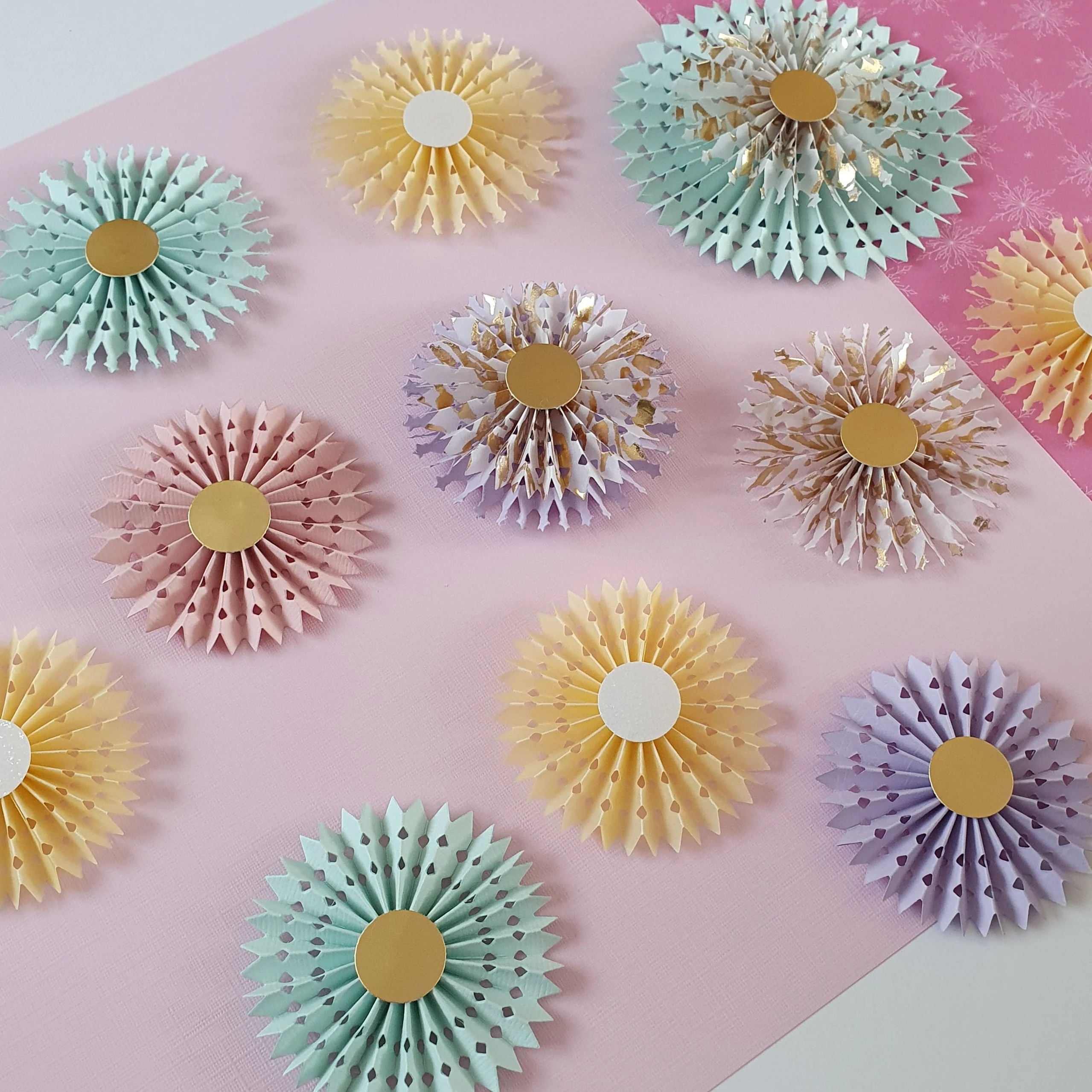 Christmas Rosette - Image 23