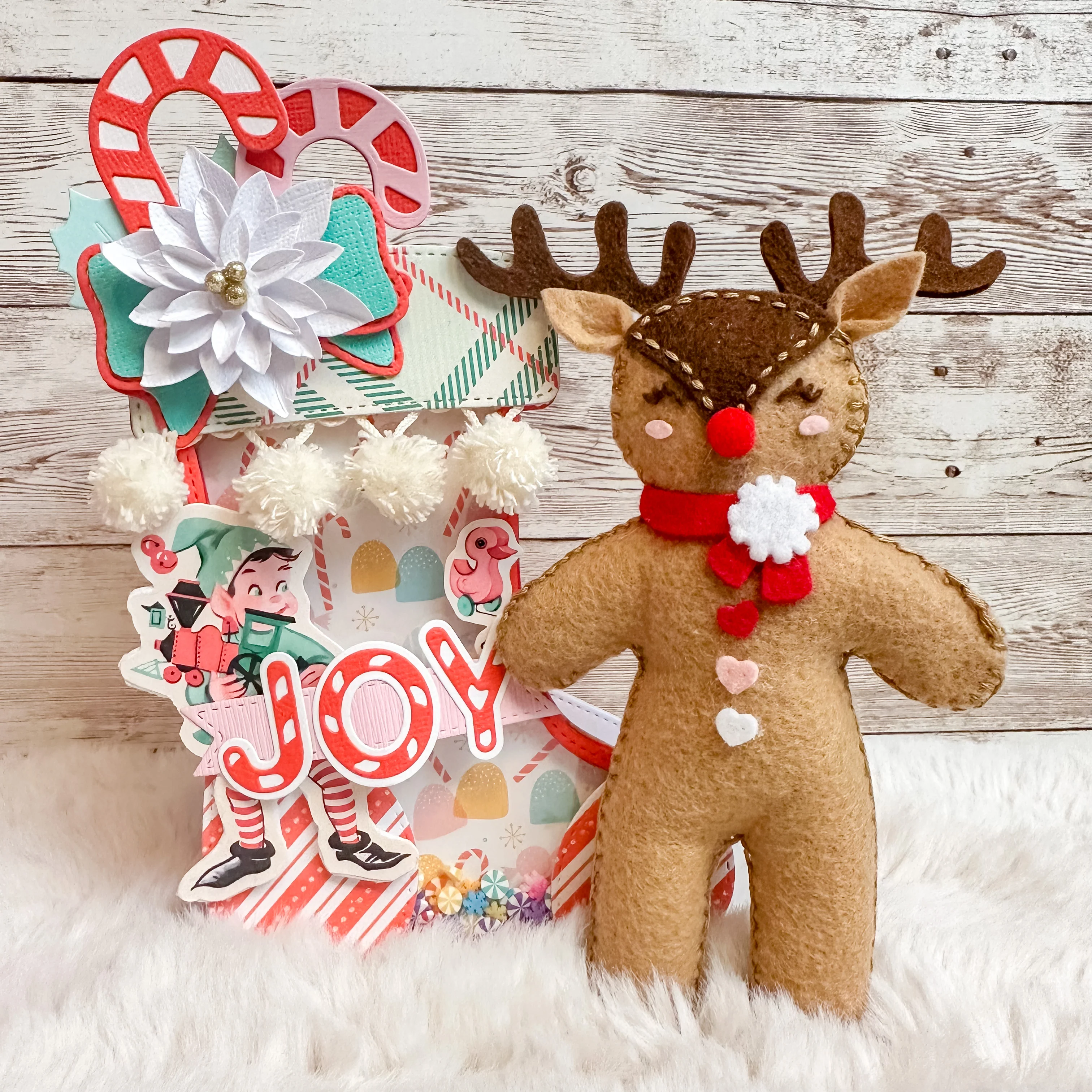 Christmas Shaker Stocking Mini Album - Image 12