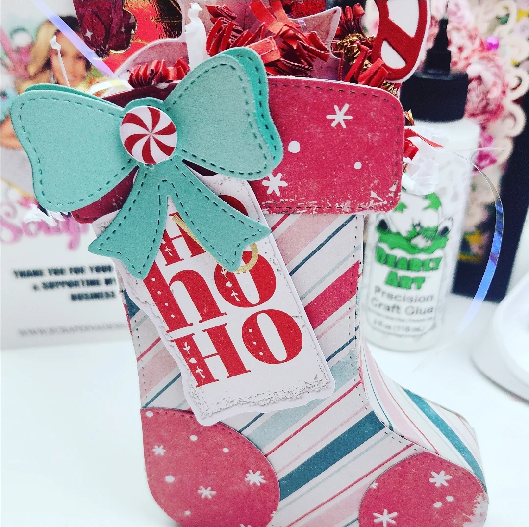 Christmas Shaker Stocking Mini Album - Image 4