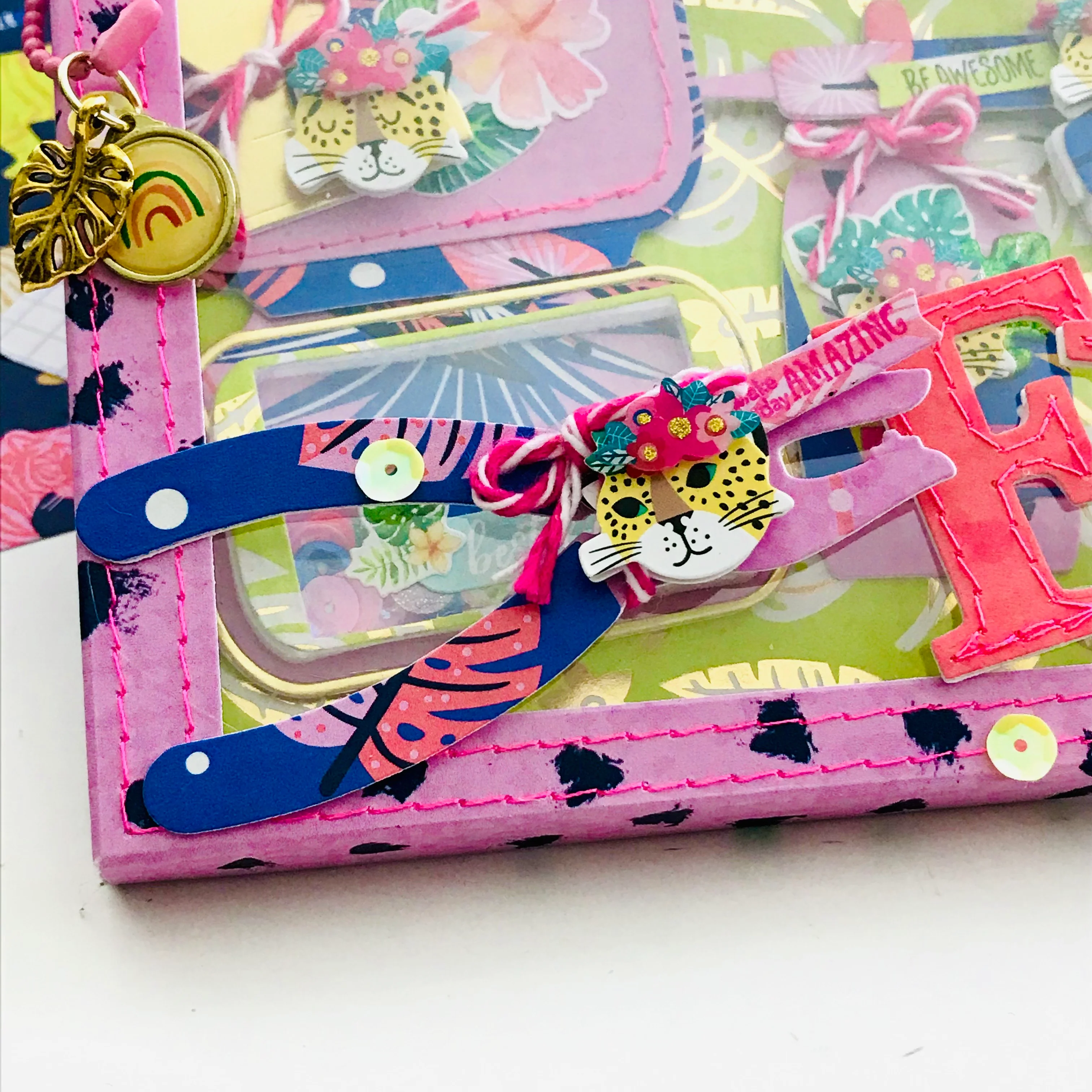 Hole Punch - Image 6