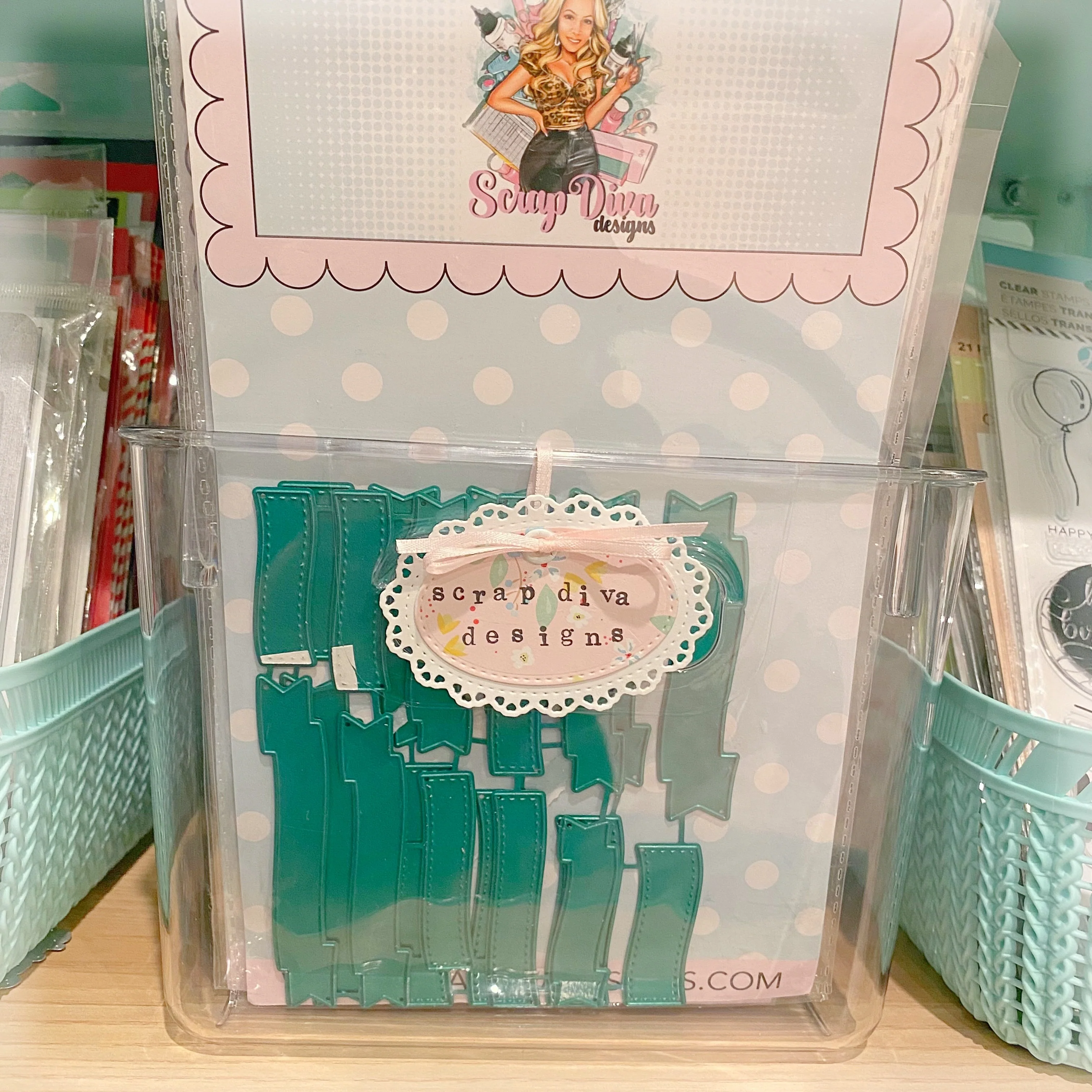 Love Bundle Nesting Set - Image 36